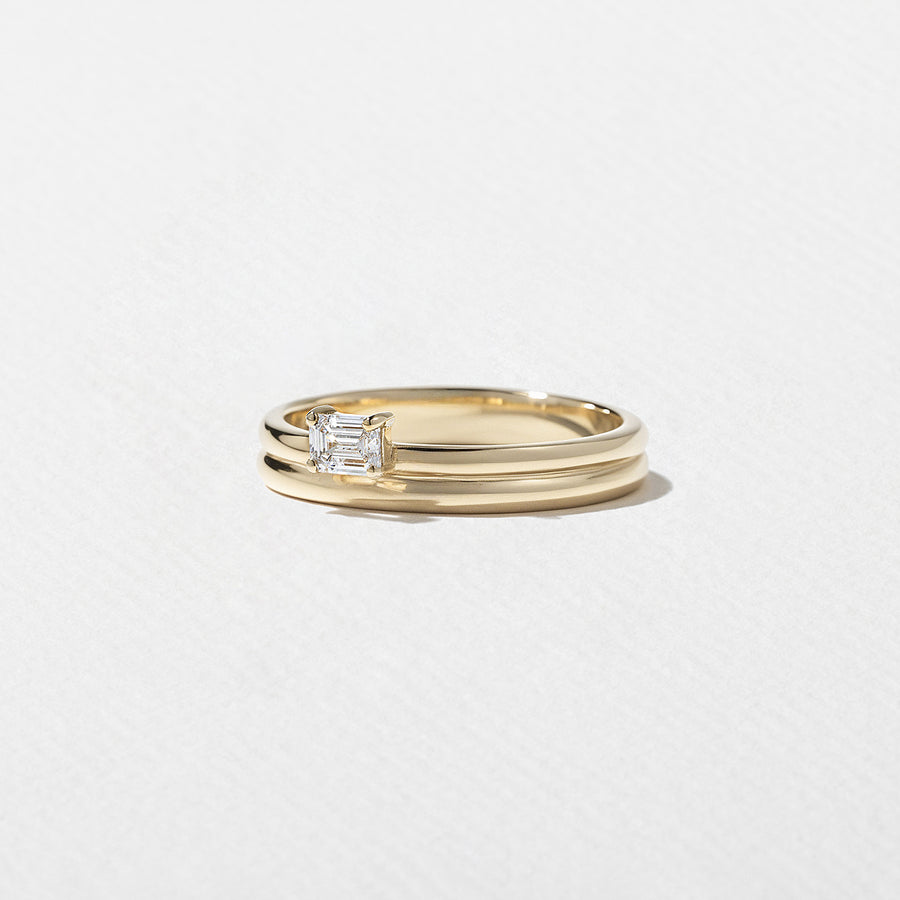 0.20 TCW Emerald Shape Minimalist Wedding Band