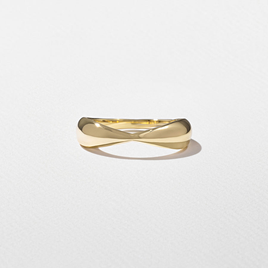 Unique Twisted Style Wedding Band