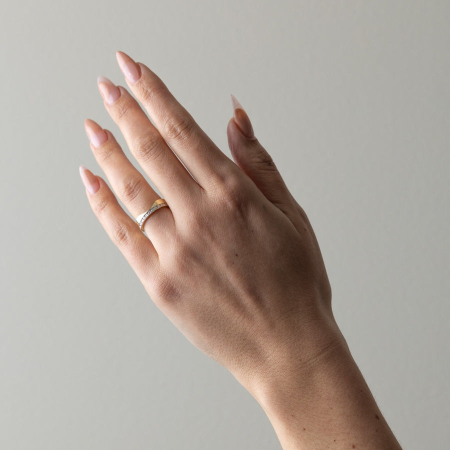 0.78 TCW Round Shape Unique Cigar Wedding Band