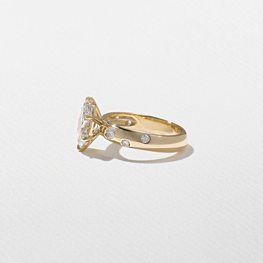 1.0- 3.0 CT Oval Lab Grown Diamond Dainty Engagement Ring