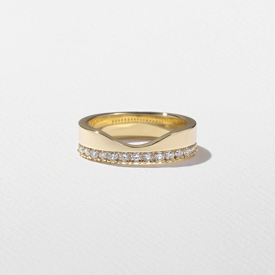 0.78 TCW Round Shape Unique Cigar Wedding Band