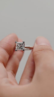 2.0 CT Princess Cut Solitaire Moissanite Engagement Ring