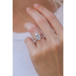 4.0 CT Oval Solitaire Moissanite Engagement Ring - Barbara Maison 