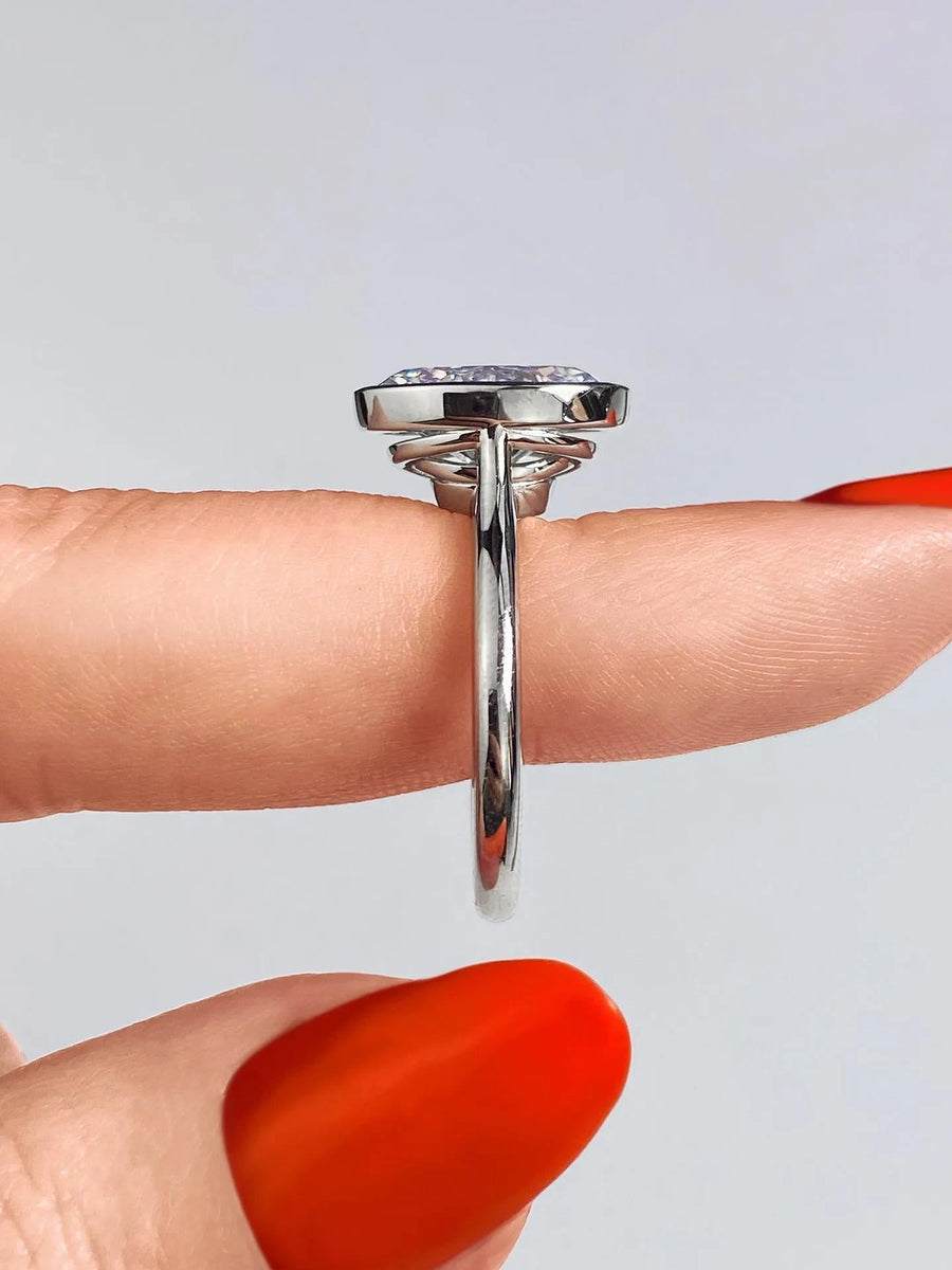 2 CT Oval Bezel CVD F/VS1 Diamond Engagement Ring - Barbara Maison 