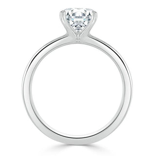 0.75 CT Round Cut Solitaire Moissanite Engagement Ring - Barbara Maison 