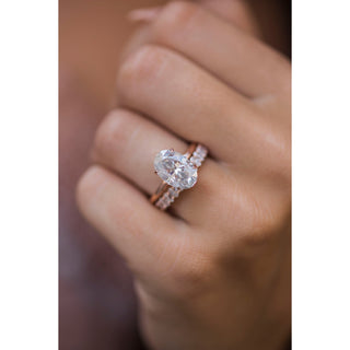 4.0 CT Oval Solitaire Moissanite Engagement Ring - Barbara Maison 