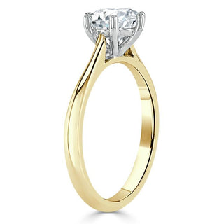 0.75 CT Round Cut Solitaire Moissanite Engagement Ring - Barbara Maison 