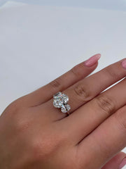 2.61ct Oval G- VS 3 Stones Diamond Engagement Ring