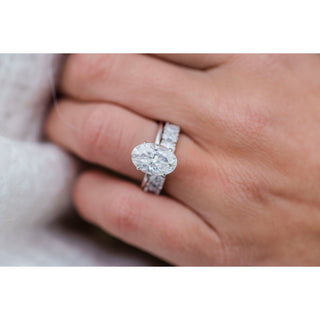 4.0 CT Oval Solitaire Moissanite Engagement Ring - Barbara Maison 