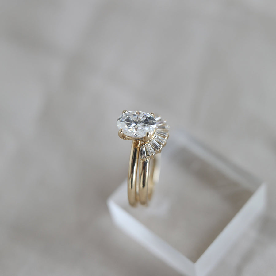 0.22 Baguette Curved Moissanite Wedding Band