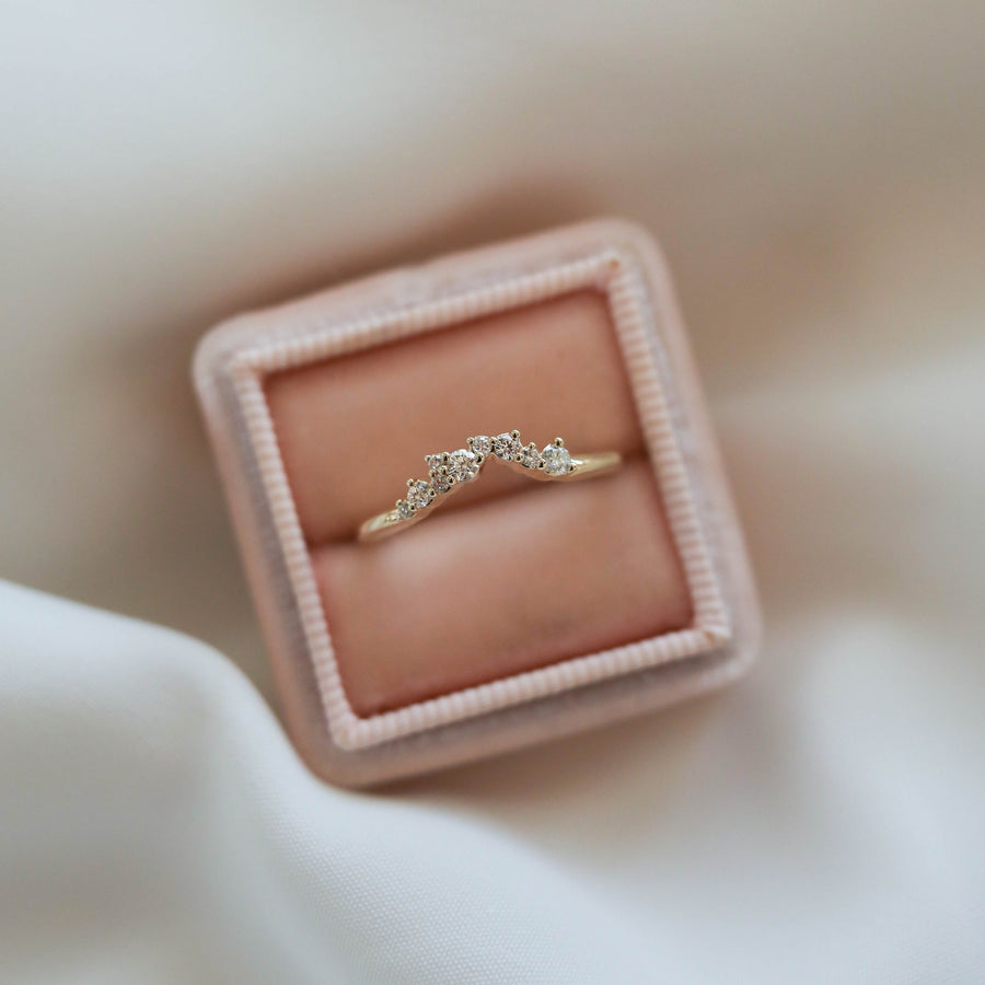 0.13 Curved Moissanite Wedding Band