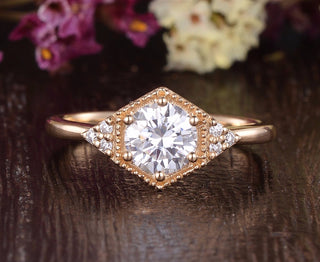 1.60 CT Round Cut Vintage Art Deco Moissanite Engagement Ring - Barbara Maison 