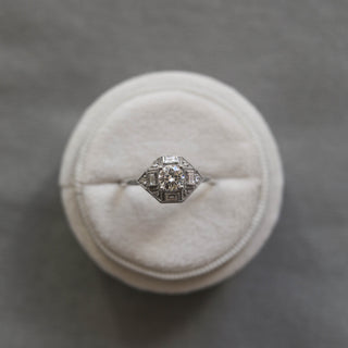 0.45 CT Round Cut Vintage Moissanite Engagement Ring - Barbara Maison 