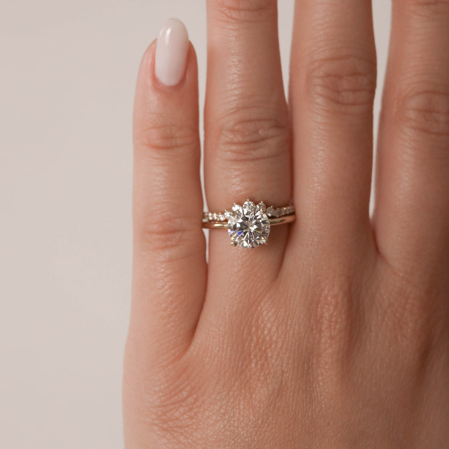 0.30 TCW Round Cut Curved Moissanite Wedding Band - Barbara Maison 