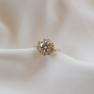 0.88 CT Round Cut Halo Moissanite Engagement Ring - Barbara Maison 