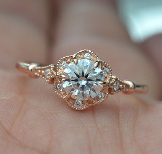 0.55 CT Round Shaped Vintage Moissanite Engagement Ring - Barbara Maison 