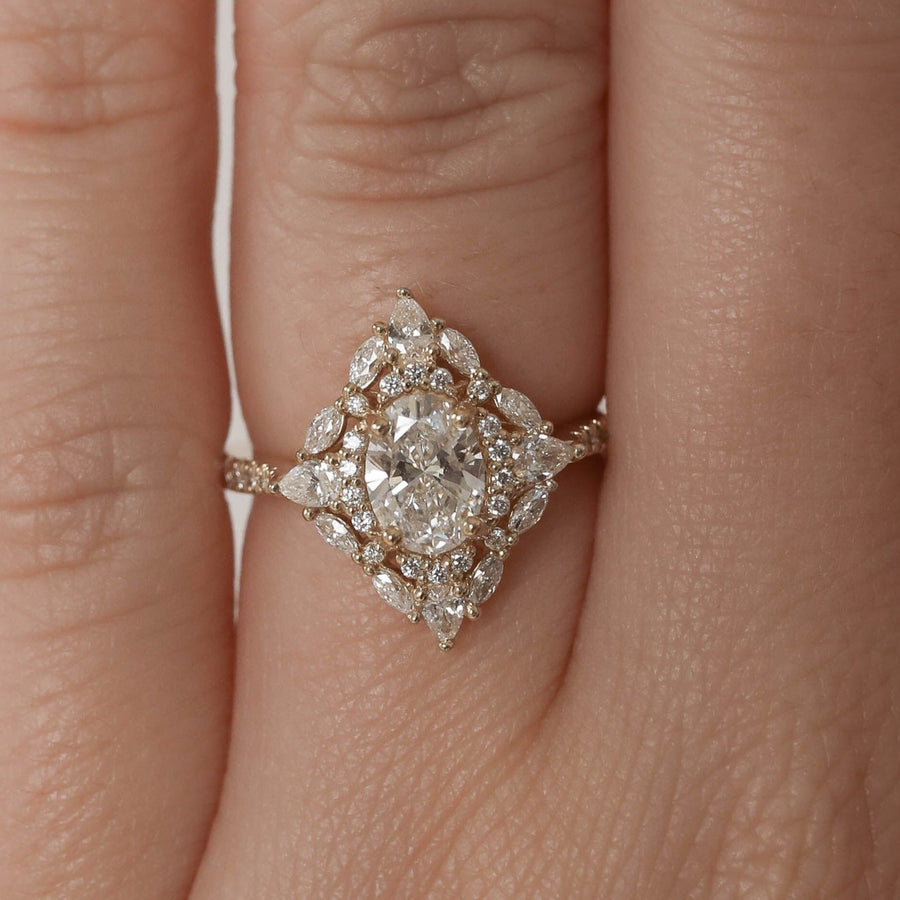 0.84 CT-1.33 CT Oval Cut Cluster Moissanite Engagement Ring - Barbara Maison 