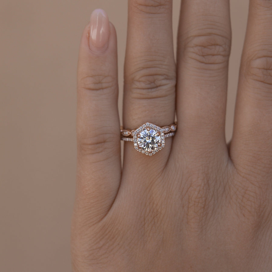 0.18 Milgrain Moissanite Wedding Band