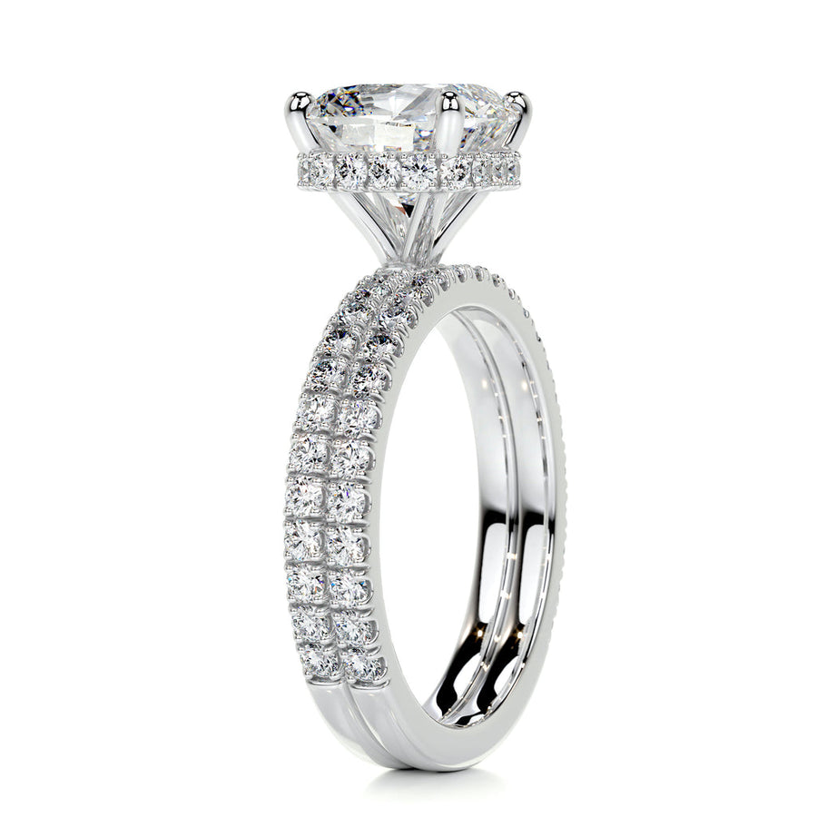 2.0 CT Cushion Hidden Halo CVD F/VS Diamond Bridal Set - Barbara Maison 