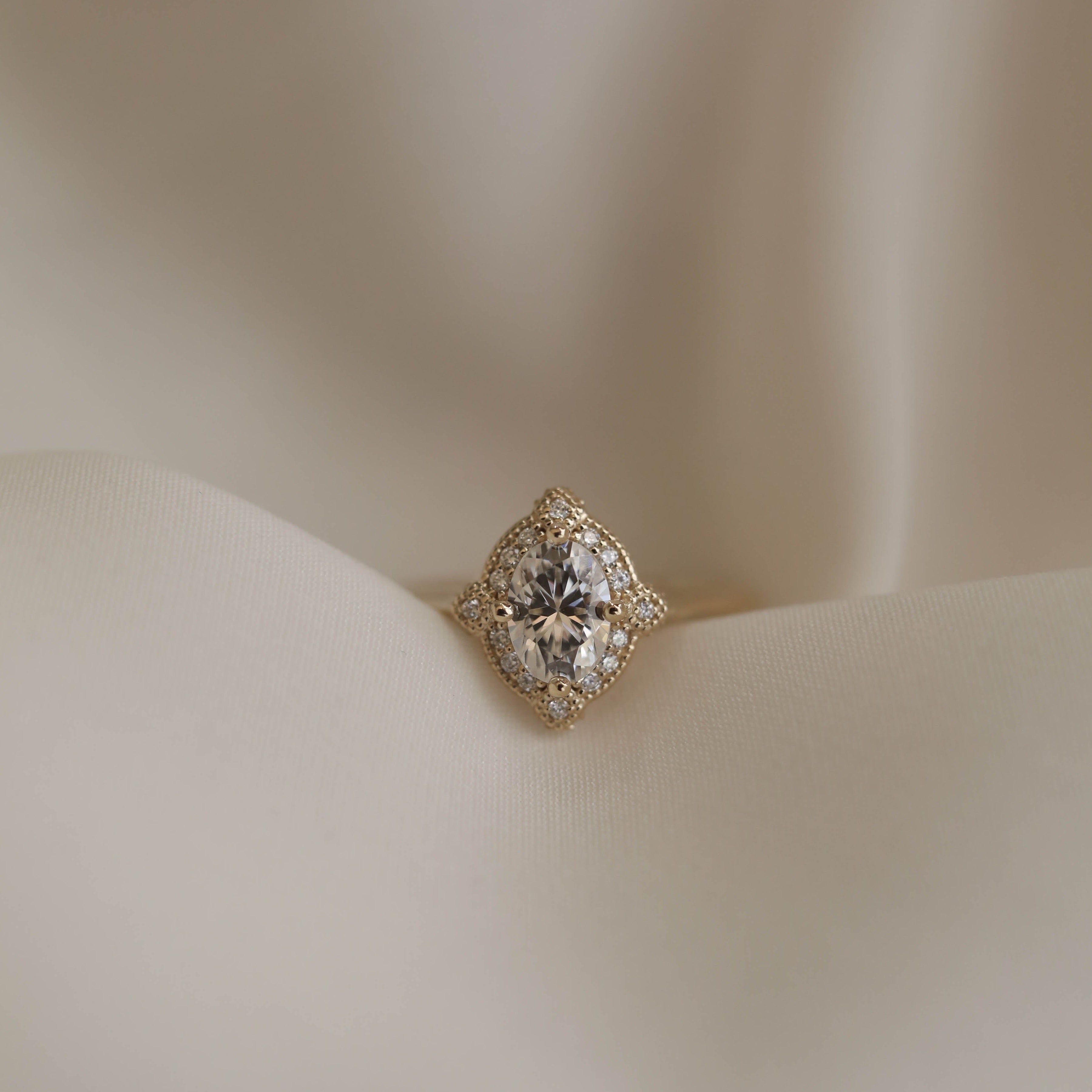 0.84 CT-1.33 CT Oval Cut Vintage Moissanite Engagement Ring - Barbara Maison 