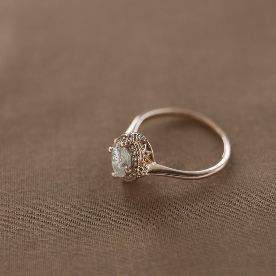 0.84 CT-1.33 CT Oval Cut Vintage Moissanite Engagement Ring - Barbara Maison 