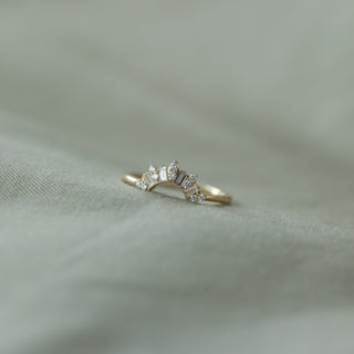 Baguette & Curved Moissanite Wedding Band