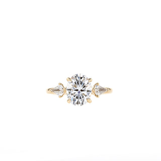 0.84-2.72 CT Oval Cut 3 Stones Moissanite Engagement Ring - Barbara Maison 