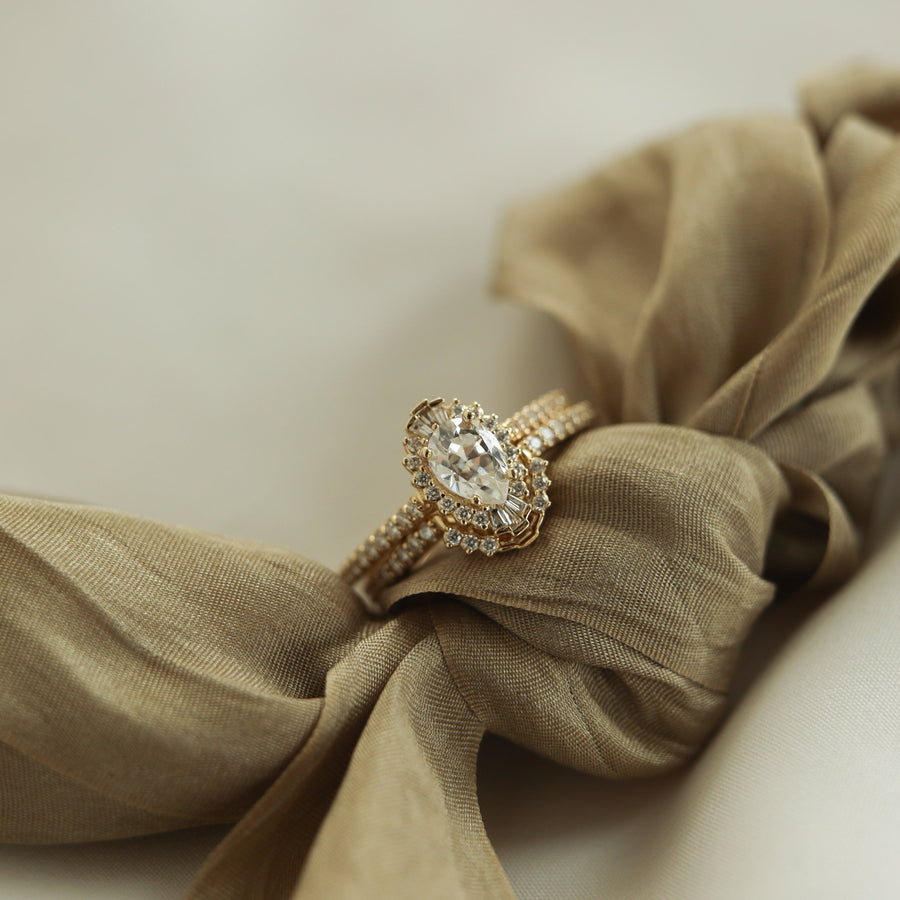 0.69-1.33 CT Pear Cut Halo & Pave Moissanite Bridal Ring Set - Barbara Maison 