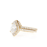 0.69-1.33 CT Pear Cut Halo & Pave Moissanite Bridal Ring Set - Barbara Maison 