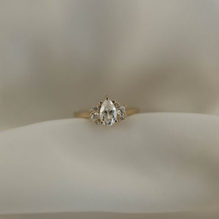 0.86-1.33 CT Pear Cut Cluster Moissanite Engagement Ring - Barbara Maison 