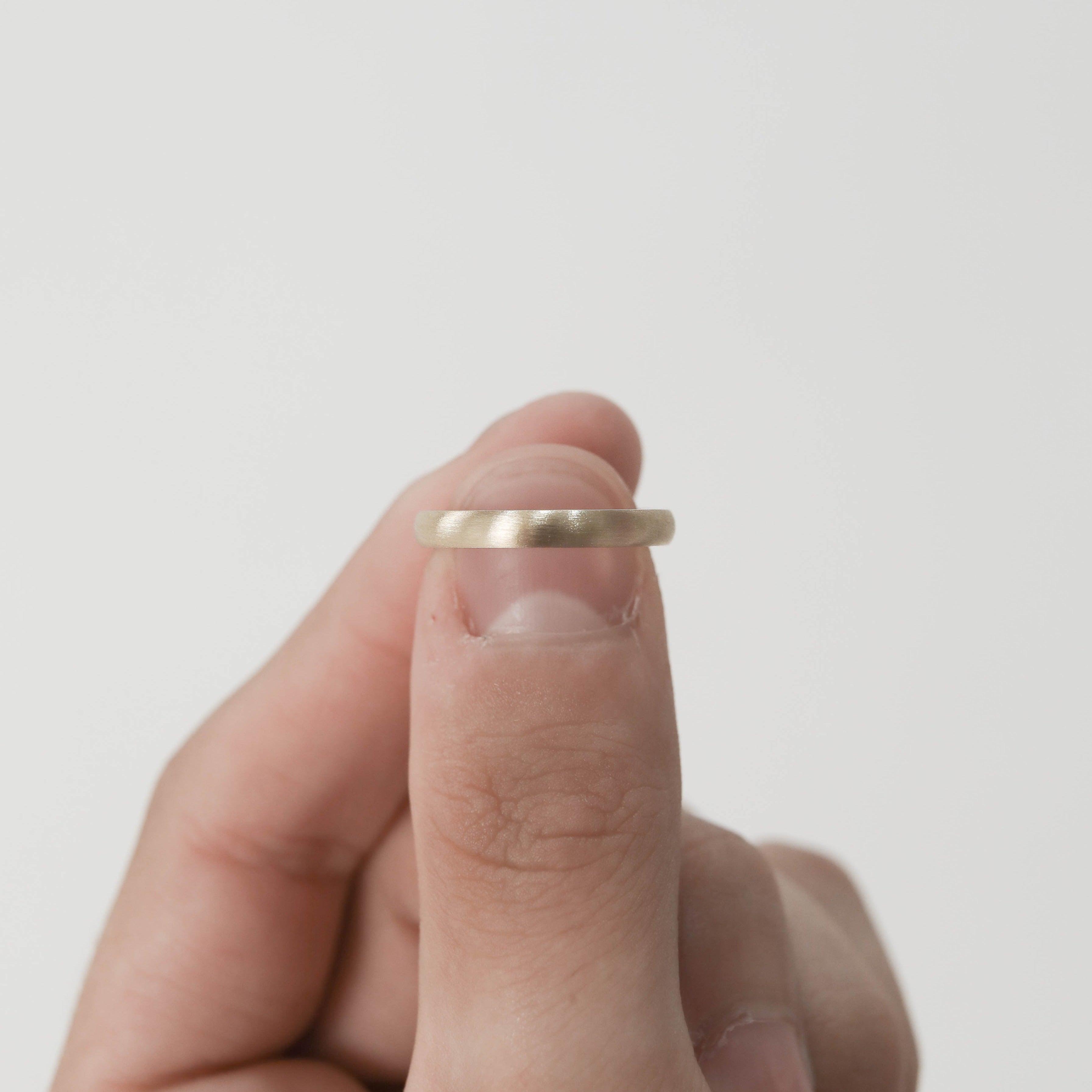 Satin-Finish Regular Yellow Gold Men's Band - Barbara Maison 