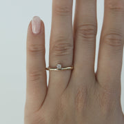 0.1 Single Stone Moissanite Wedding Band