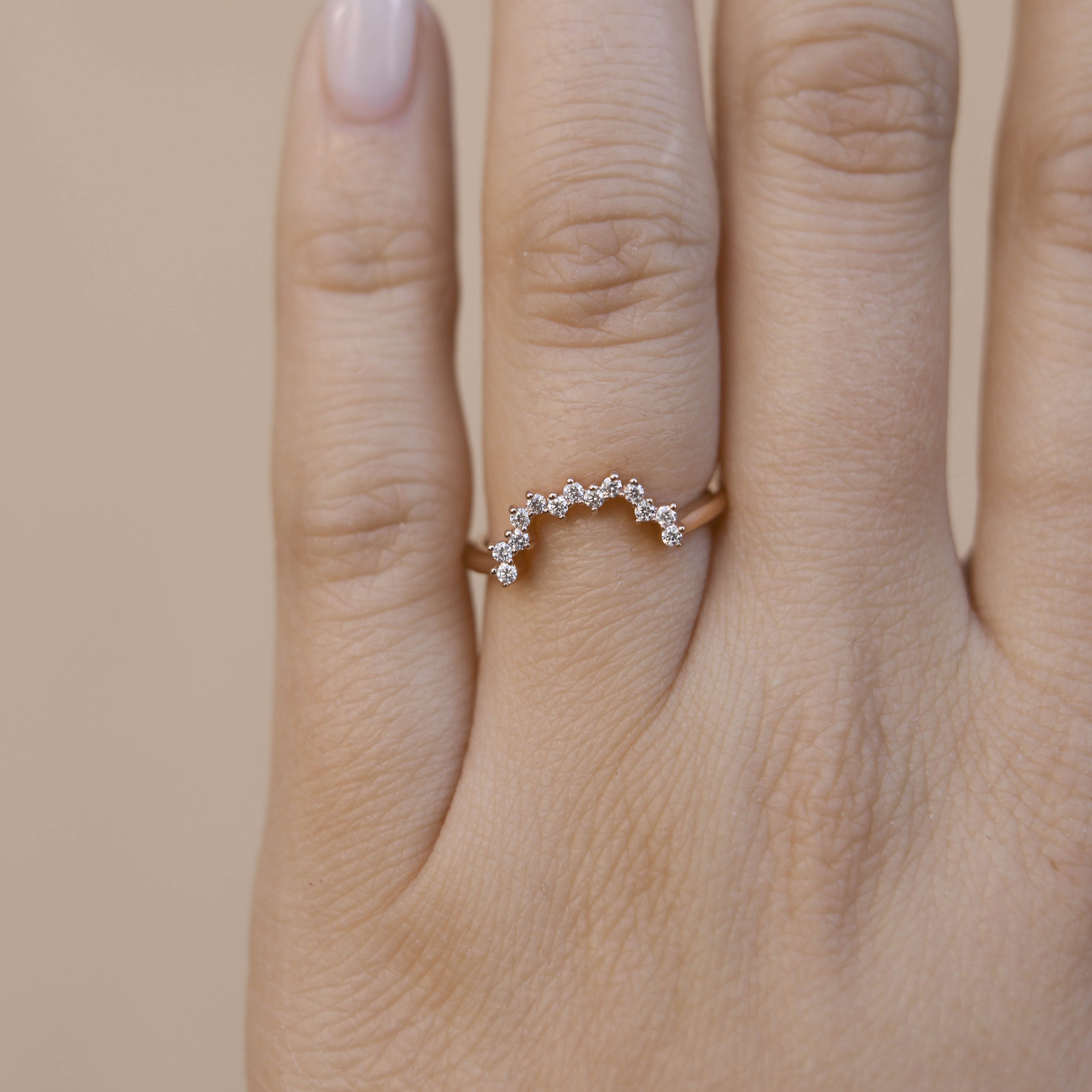 0.3 CT Round Shaped Curved Moissanite Wedding Band - Barbara Maison 