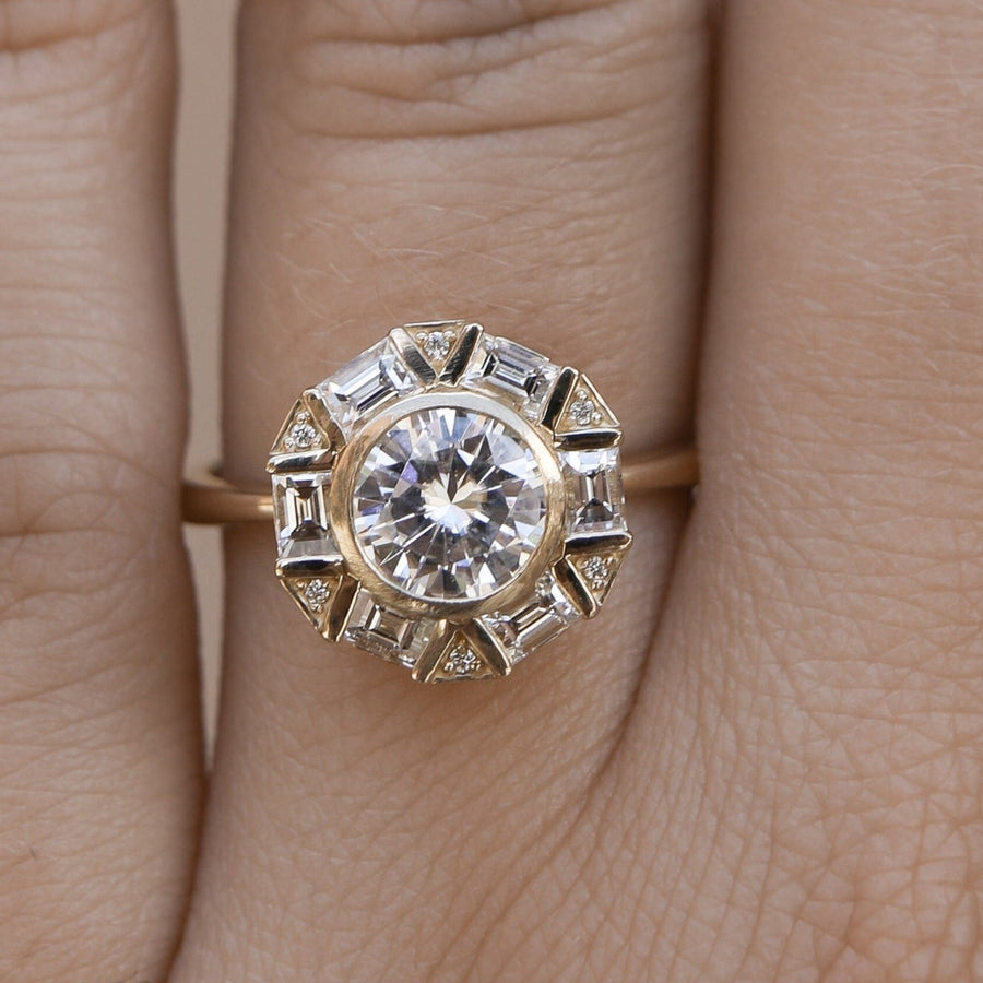 0.88 CT Round Vintage Moissanite Engagement Ring - Barbara Maison 