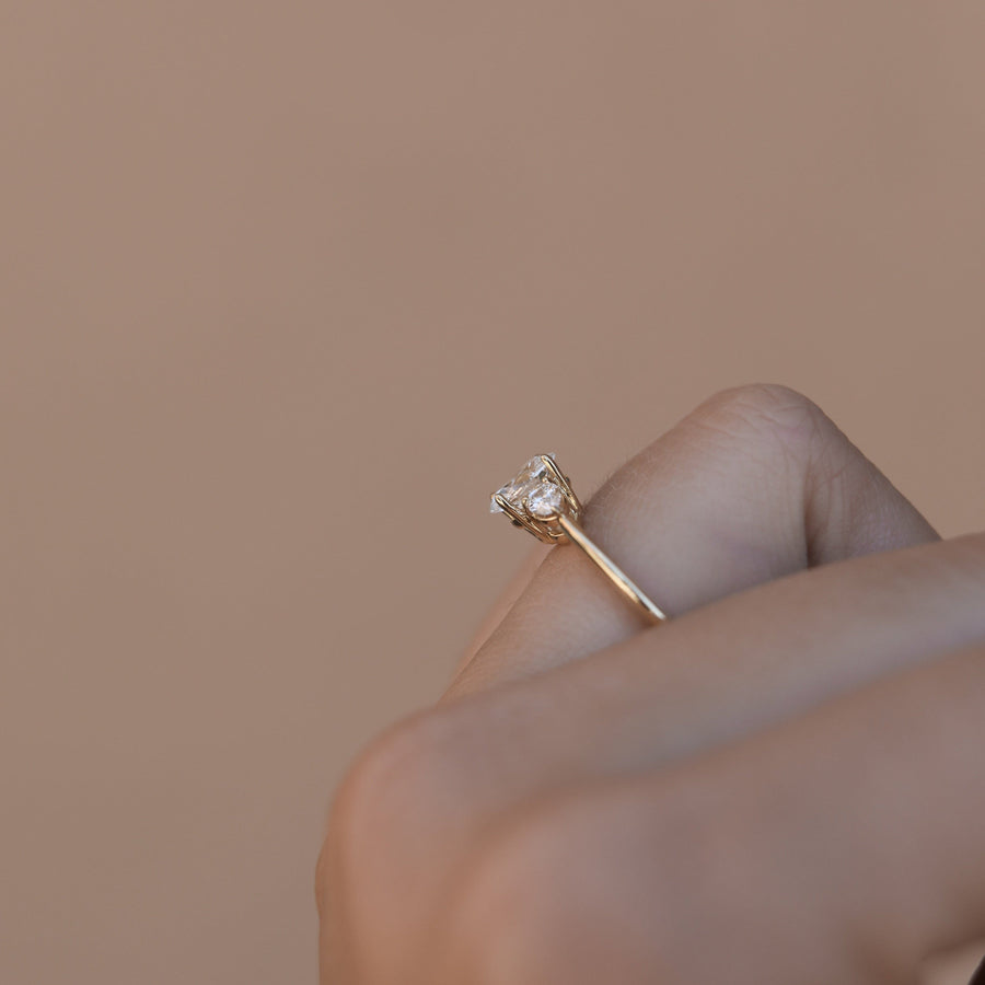 0.84-1.91 CT Oval Cut 3 Stones Moissanite Engagement Ring - Barbara Maison 