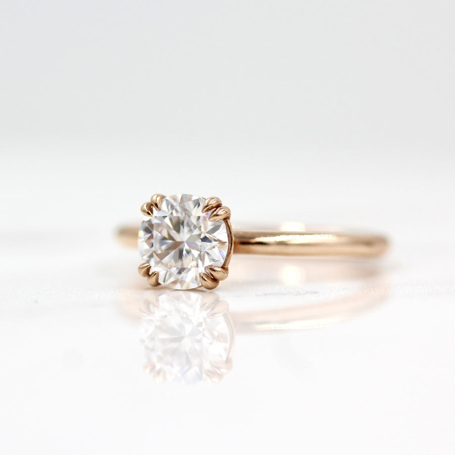 1.0 CT Round Cut Solitaire Moissanite Engagement Ring - Barbara Maison 