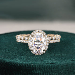 2.0 CT Oval Cut Halo Moissanite Bridal Ring Set - Barbara Maison 