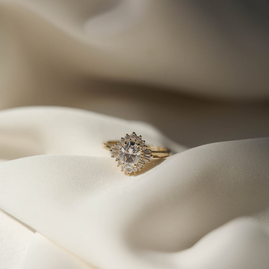 0.84 CT-1.33 CT Oval Cut Cluster Halo Moissanite Engagement Ring - Barbara Maison 