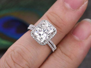 3.0 CT Radiant Cut Halo Style Moissanite Bridal Ring Set - Barbara Maison 