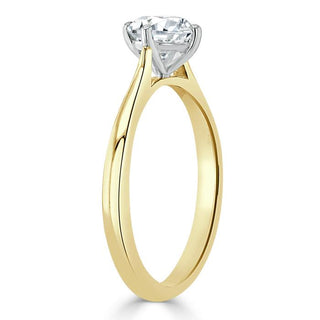 0.75 CT Round Cut Solitaire Moissanite Engagement Ring - Barbara Maison 