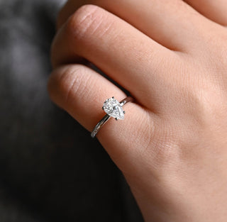 1.0 CT Pear F/VS1 CVD Diamond Solitaire Engagement Ring - Barbara Maison 