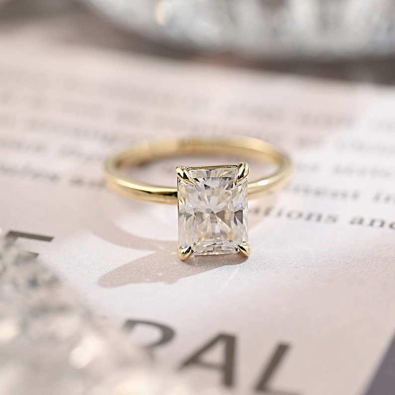 1.0-3.0 CT Radiant E/VS1 CVD Diamond Solitaire Engagement Ring - Barbara Maison 