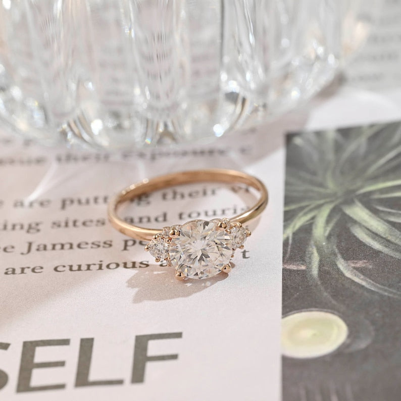 1.0 - 3.0 CT Round F/VS1 CVD Diamond Cluster Engagement Ring - Barbara Maison 