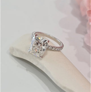 4.0 CT Cushion Pave Setting G/VS2 Lab Grown Diamond Engagement Ring - Barbara Maison 