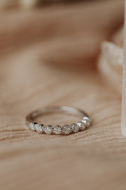 0.25 CT Round Stones Beaded Prongs Wedding Band