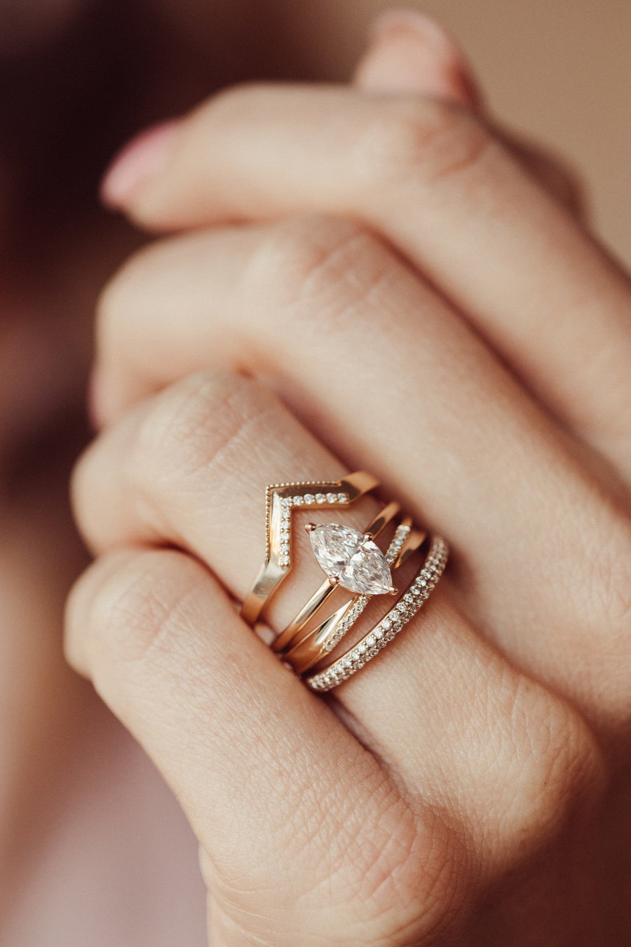 0.09 Cross Over CVD EF/VVS Diamond Wedding Band