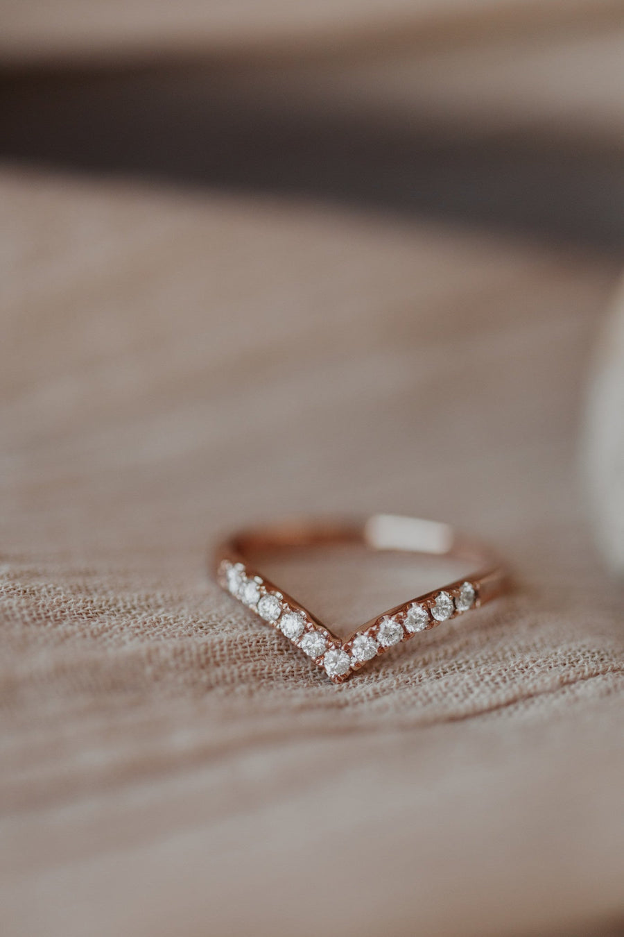 0.2 V Shape CVD EF/VVS Diamond Wedding Band