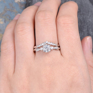 0.50 CT Round Twisted Pave Moissanite Bridal Ring Set - Barbara Maison 