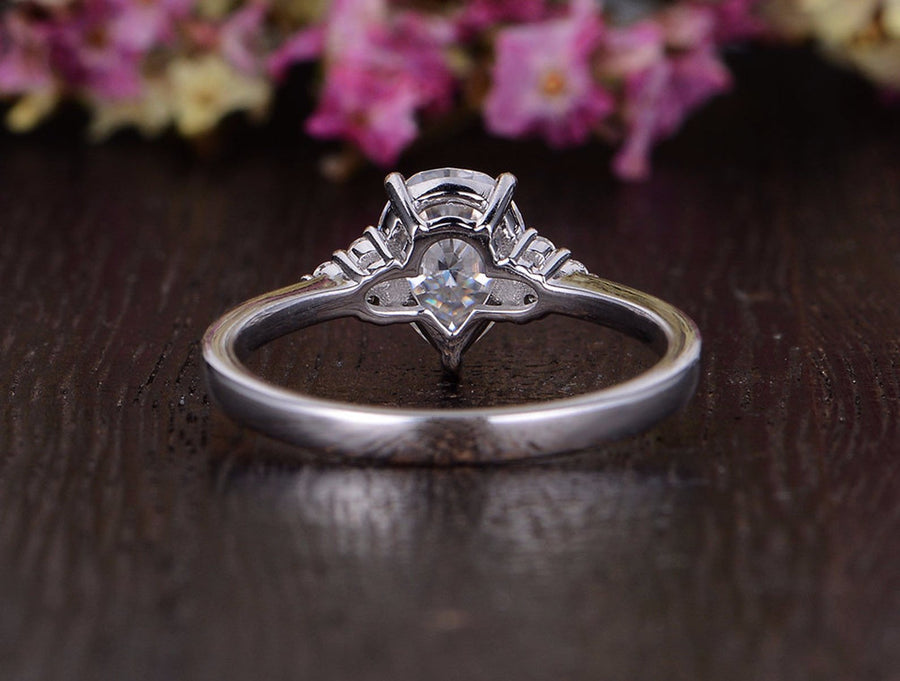0.75 CT Pear Cluster Moissanite Engagement Ring - Barbara Maison 